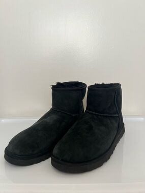 UGG Classic Mini II Genuine Shearling Lined Boot